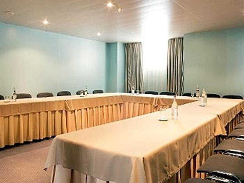 Nave 3* Oporto